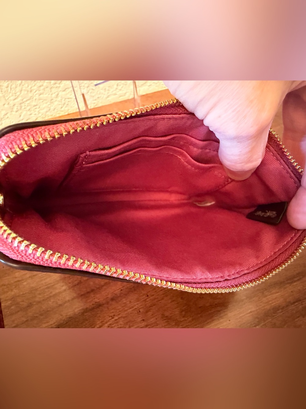 Coach Corner Zip Wristlet Crossgrain Leather in Melon Pink, Gold Hardware, NWOT - Picture 7 of 10
